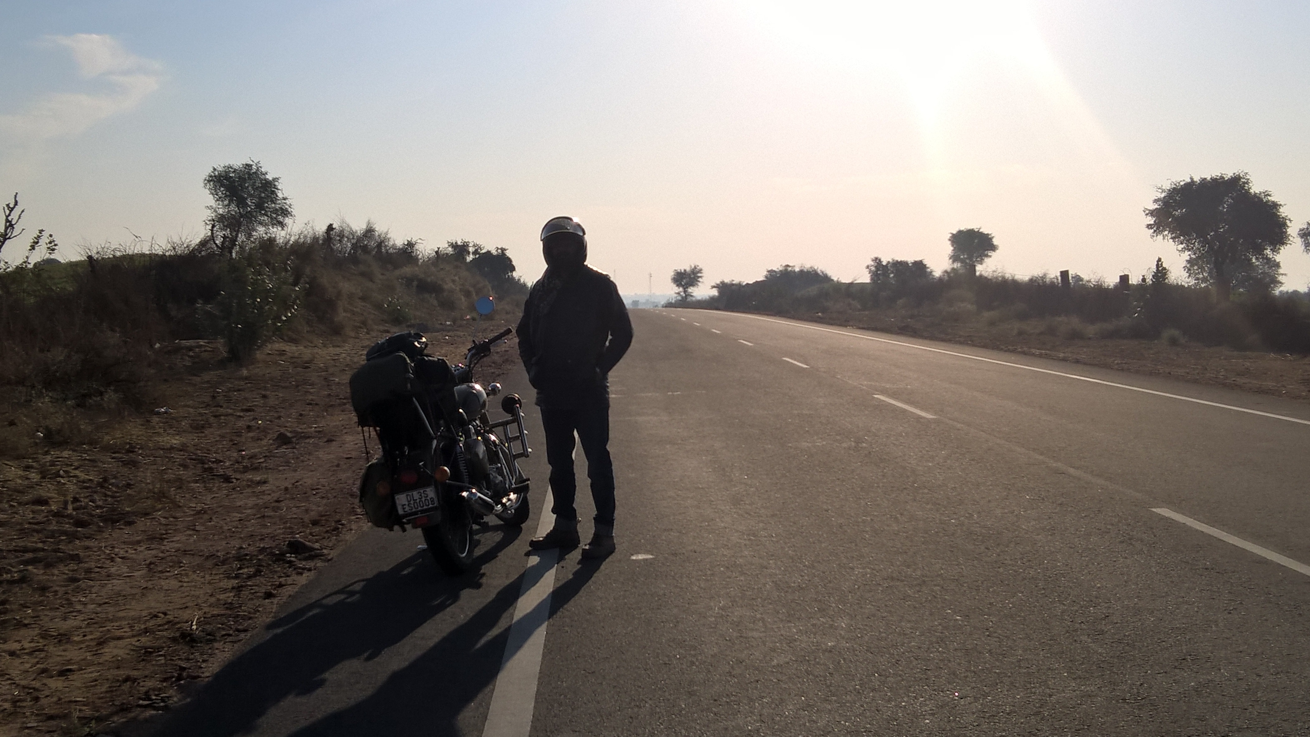 248 Day 7  Bikaner Kotputli Highway February 26, 2016-min - Copy
